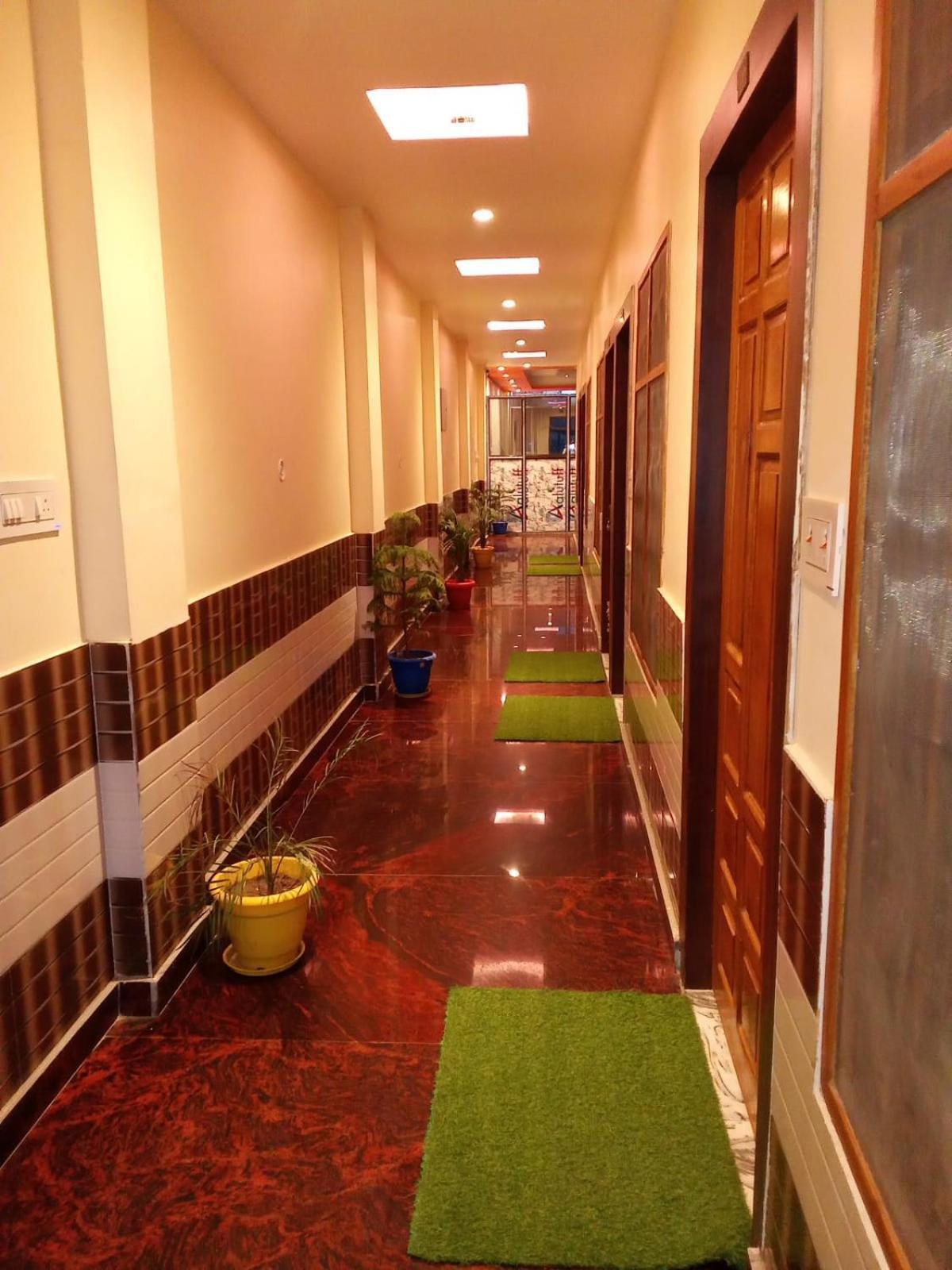 Kaka Guest House Ayodhya Exterior foto